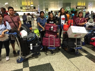 Chúc mừng những chiến binh tháng 9 đã đến Singapore. Chúc mừng những chiến binh tháng 9 đã đến Singapore.